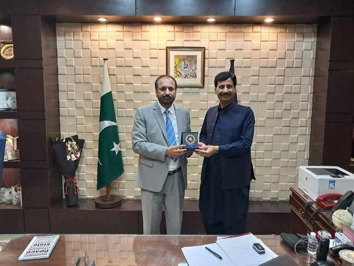 Prof. Dr. Najaf Ali Awan, Director, NFC Institute of Engineering & Fertilizer Research, Faisalabad, received the Shield of Honor and the notification of his appointment as Member Syndicate, UET Lahore.